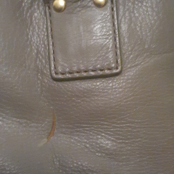 Clearance - Picture 3 of 6